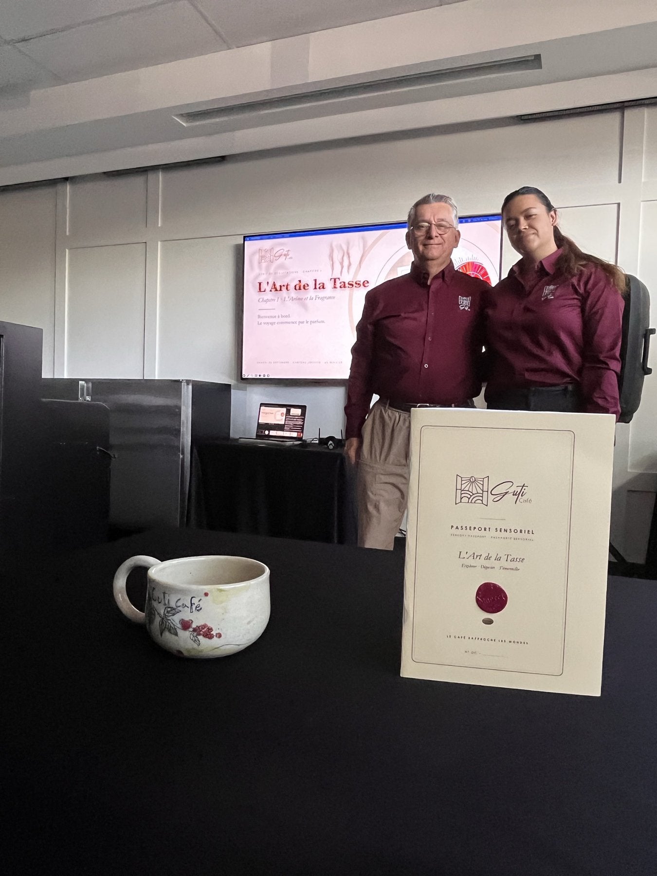L'Art de la Tasse — Chapitre I : L'Arôme et la Fragrance — merci à toutes les personnes présentes